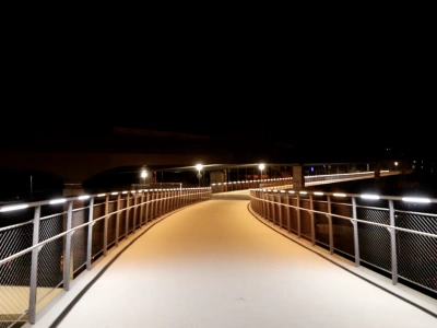 ohr-handrail-geintegreerde-leuningverlichting-voor-infra-en-openbare-ruimte-image