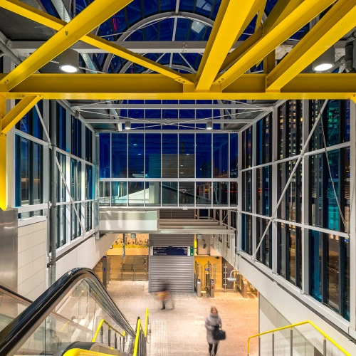 metrostation-amsterdam-zuidas-image