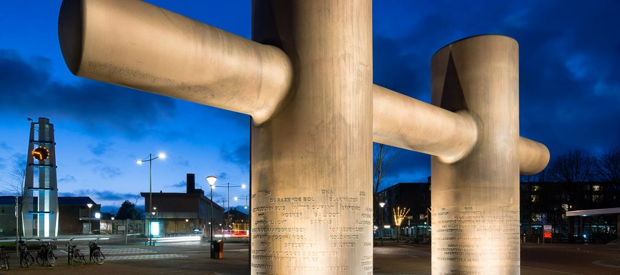 een-maritiem-icoon-in-de-spotlights-image