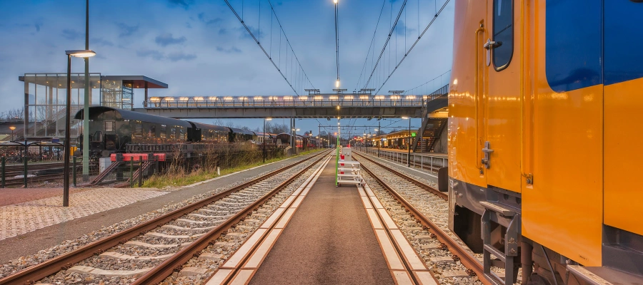 licht-dat-meebeweegt-met-de-treinen-image